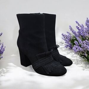 Etienne Aigner women's suede boots Size 9